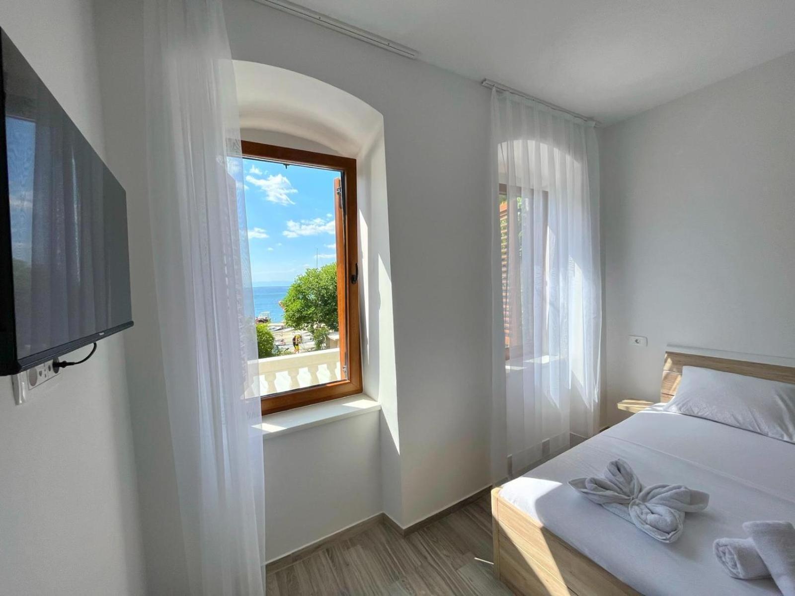 Aj Pansion Selce Hotel Ngoại thất bức ảnh